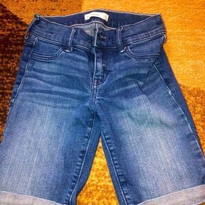 Abercrombie short kids size 12